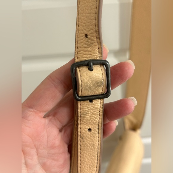 Coach Whipstich Crossbody Flap in a light salmon color - Picture 6 of 15